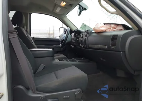 2014 GMC Sierra 2500Hd Sle z USA, uszkodzony, nr VIN 1GT120C82EF124341